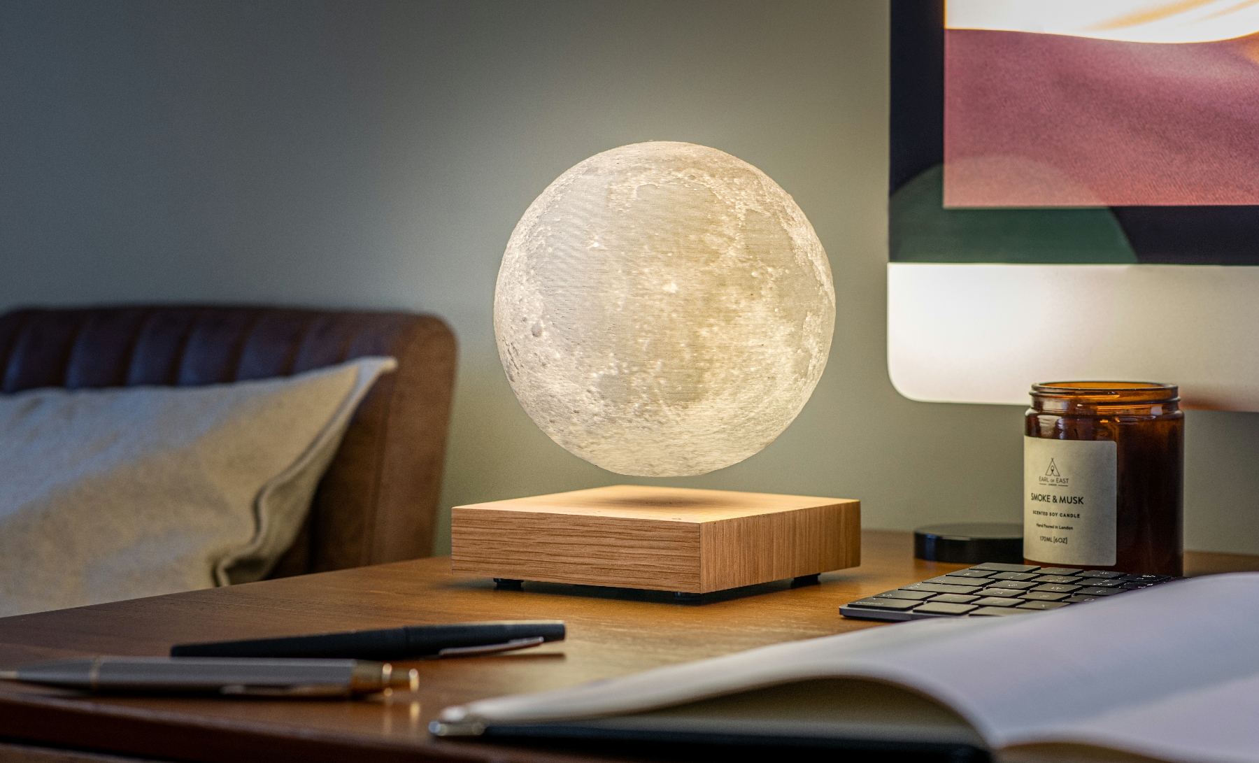 Levitating moon lamp